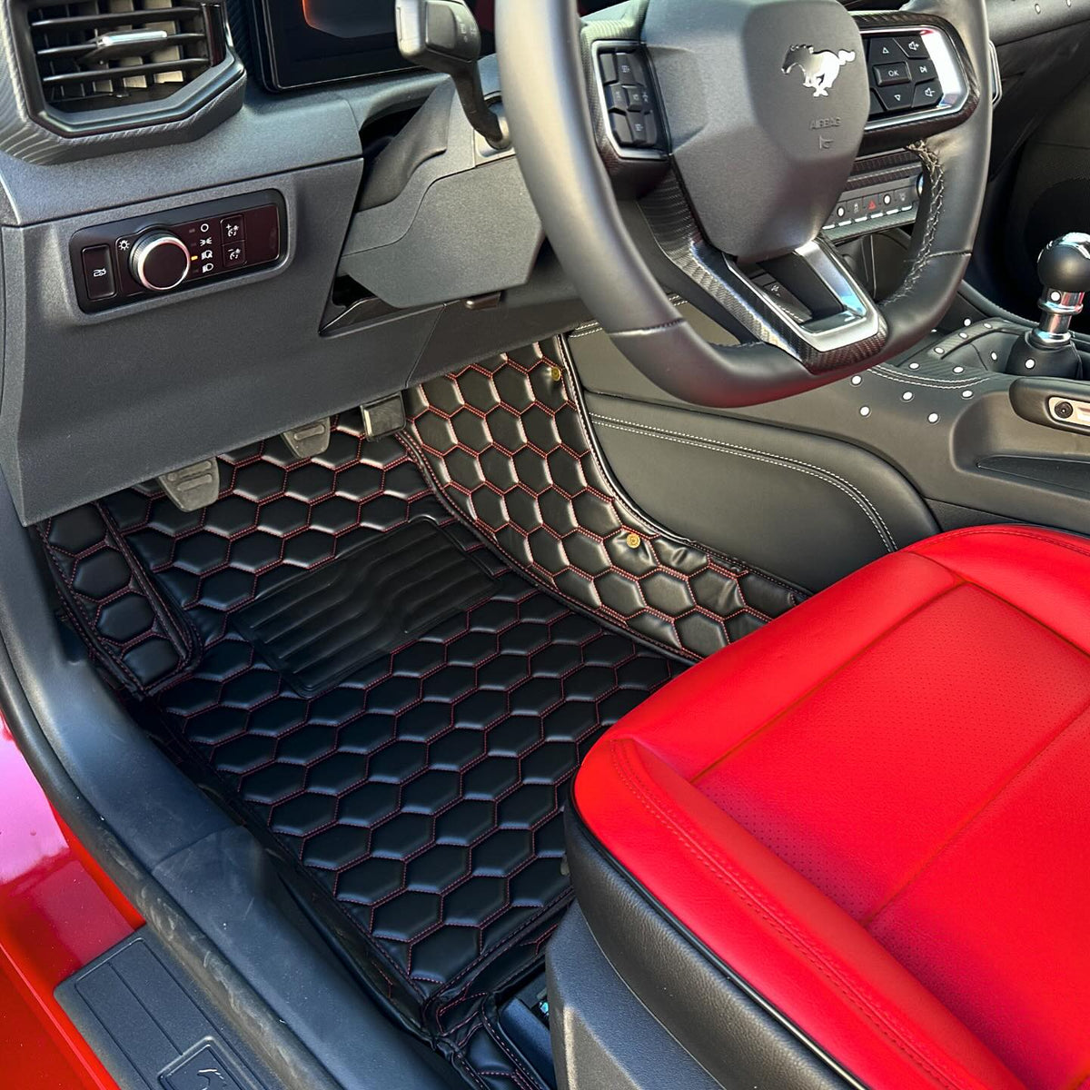 2024+ Ford Mustang S650 Honeycomb Leather Floor Mat