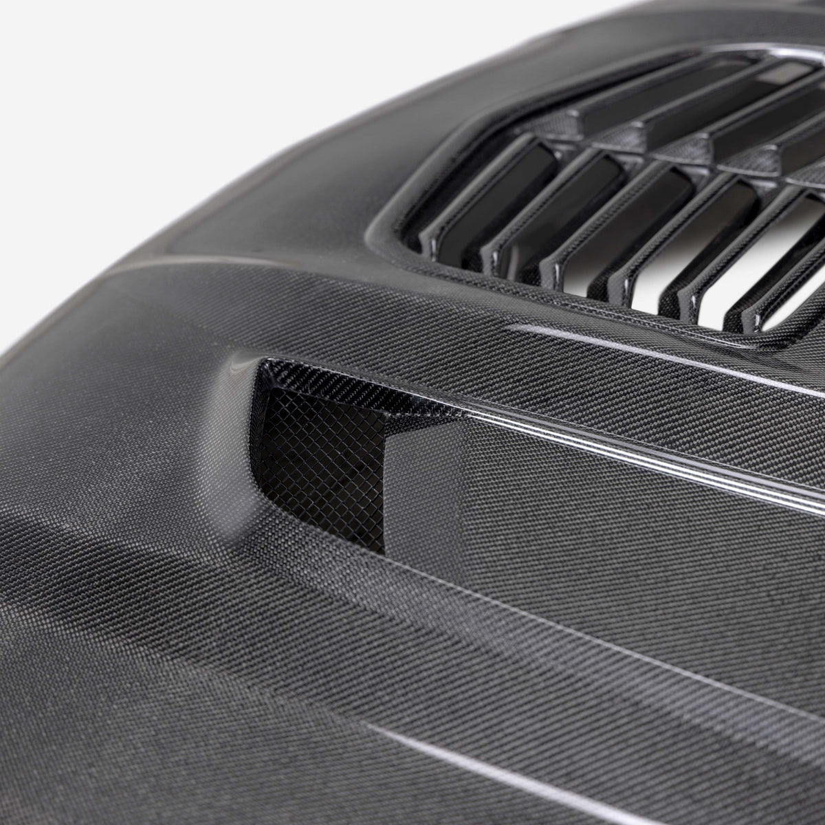 Type-T2 carbon fiber hood for 2020-2024 Chevrolet Silverado 1500