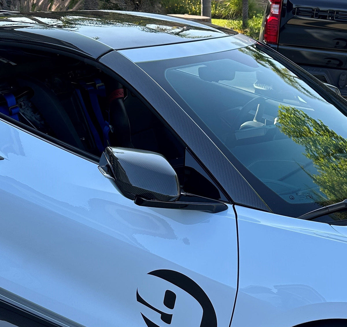 Carbon fiber pillar cover replacements for 2020-2024 Chevrolet C8