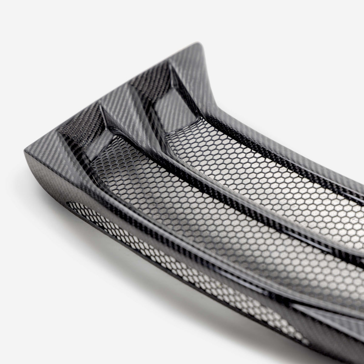 Carbon fiber rear hatch vent for 2020-2023 Chevrolet C8 Convertible