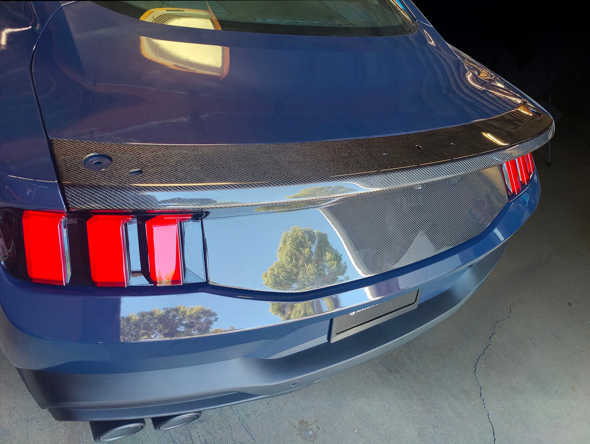 Carbon fiber rear spoiler module for 2024-2026 Ford Mustang