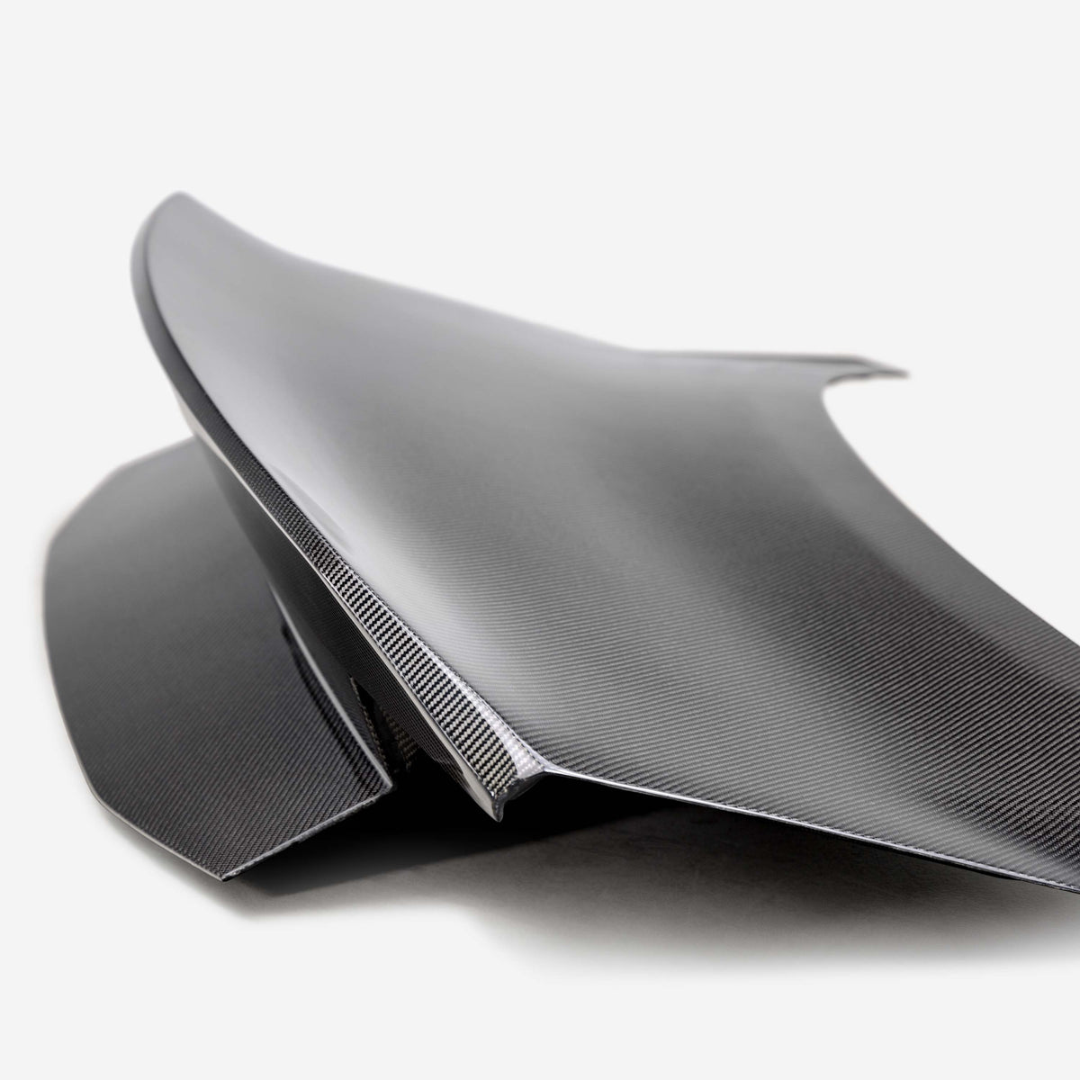Type-SA double sided carbon fiber 1-piece decklid with integrated spoiler for 2024-2026 Ford Mustang