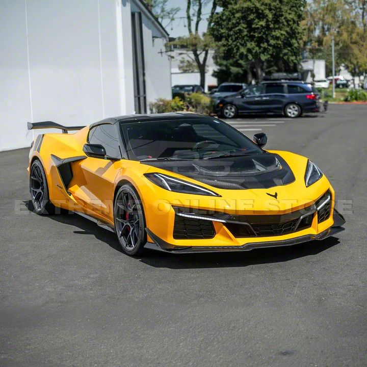 ZR1 Style Vented Extractor Hood; Top-Sided Carbon Fiber (20-26 Corvette C8)