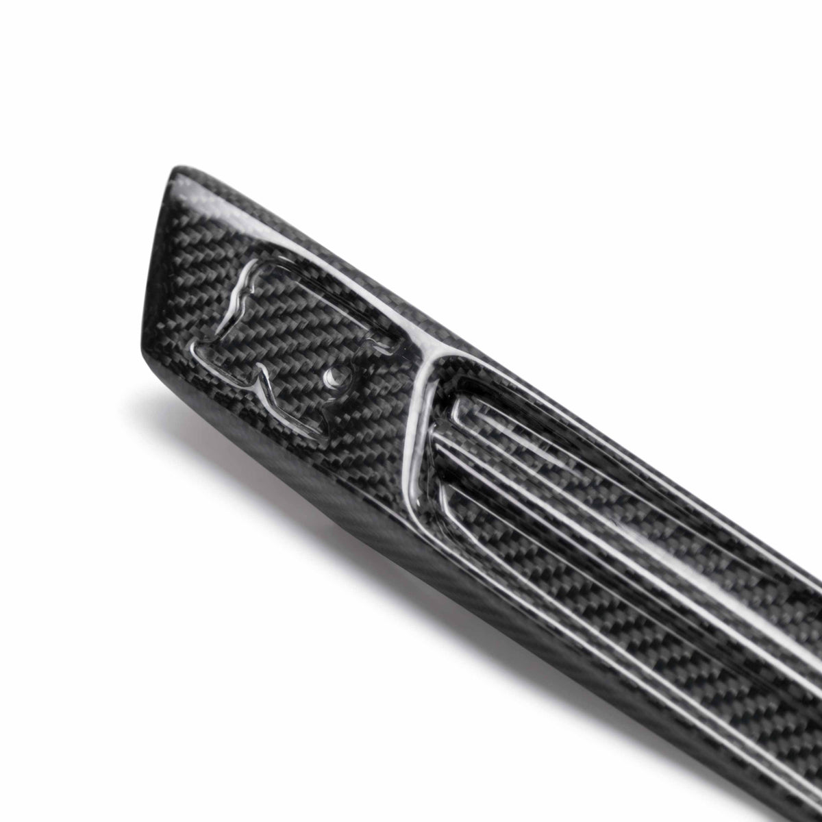 Carbon fiber fender duct logo for 2009-2014 Nissan GT-R