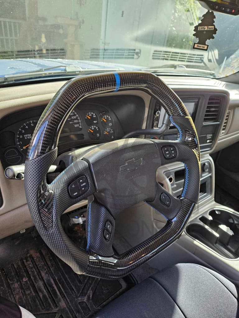 2003-2006 Chevrolet Silverado/TRAILBLAZER/Tahoe, GMC YUKON/SIERRA Cadillac Escalade Carbon Fiber Steering Wheel