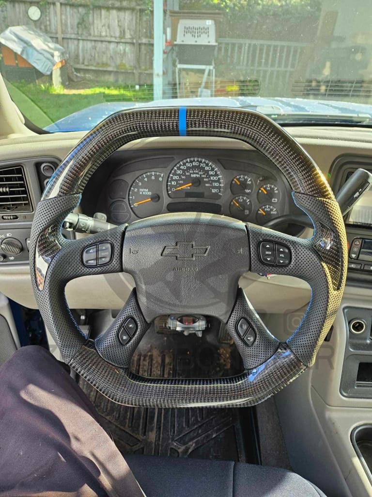 2003-2006 Chevrolet Silverado/TRAILBLAZER/Tahoe, GMC YUKON/SIERRA Cadillac Escalade Carbon Fiber Steering Wheel