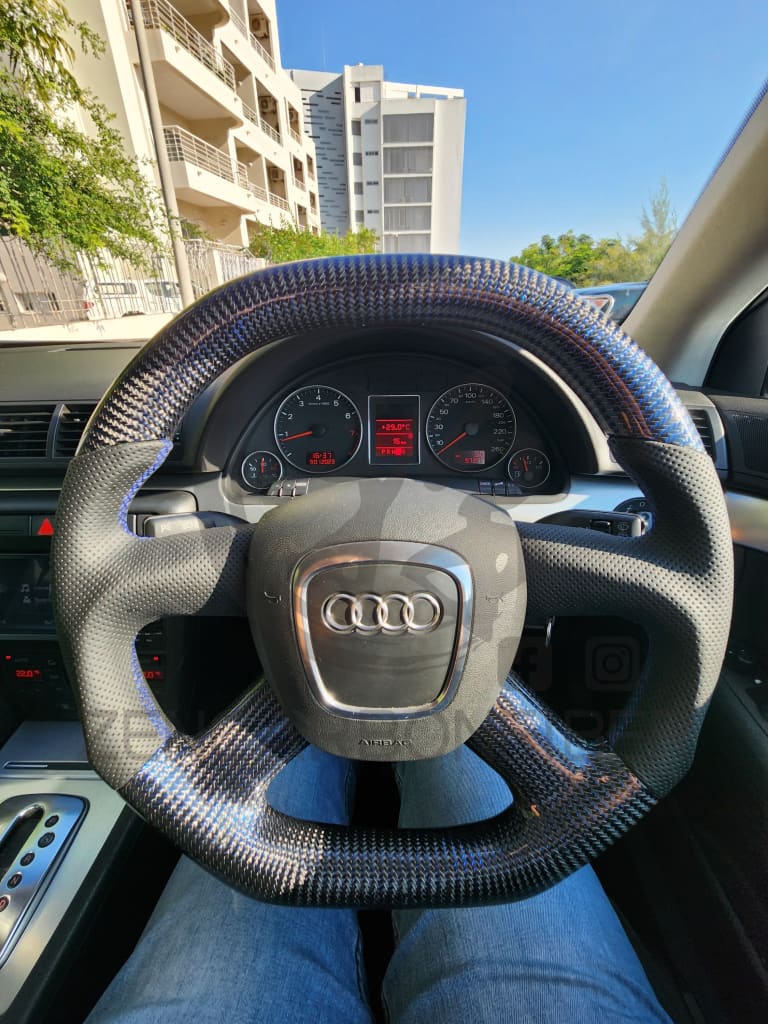 2004-2011 Audi B7/B8/8P A3/S3/RS3, A4/S4/RS4, A5/S5/RS5 Carbon Fiber Steering Wheel