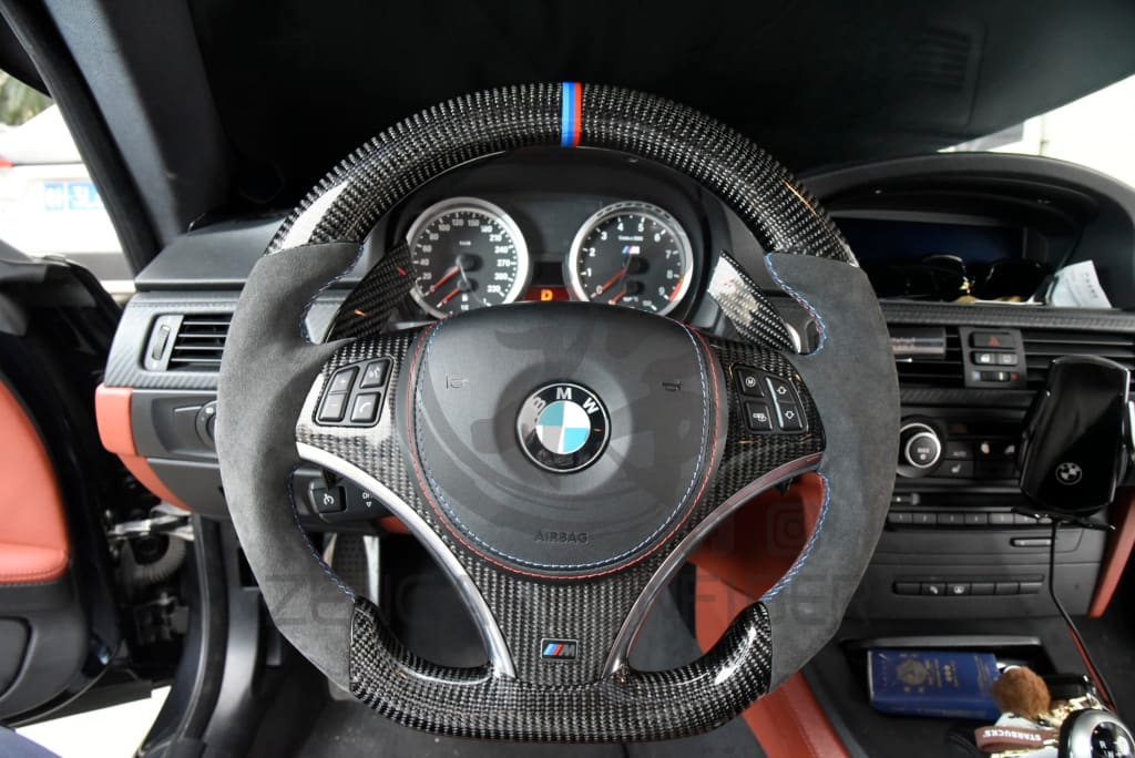 2006-2011 BMW E9X/E8X Sport Carbon Fiber Steering Wheel