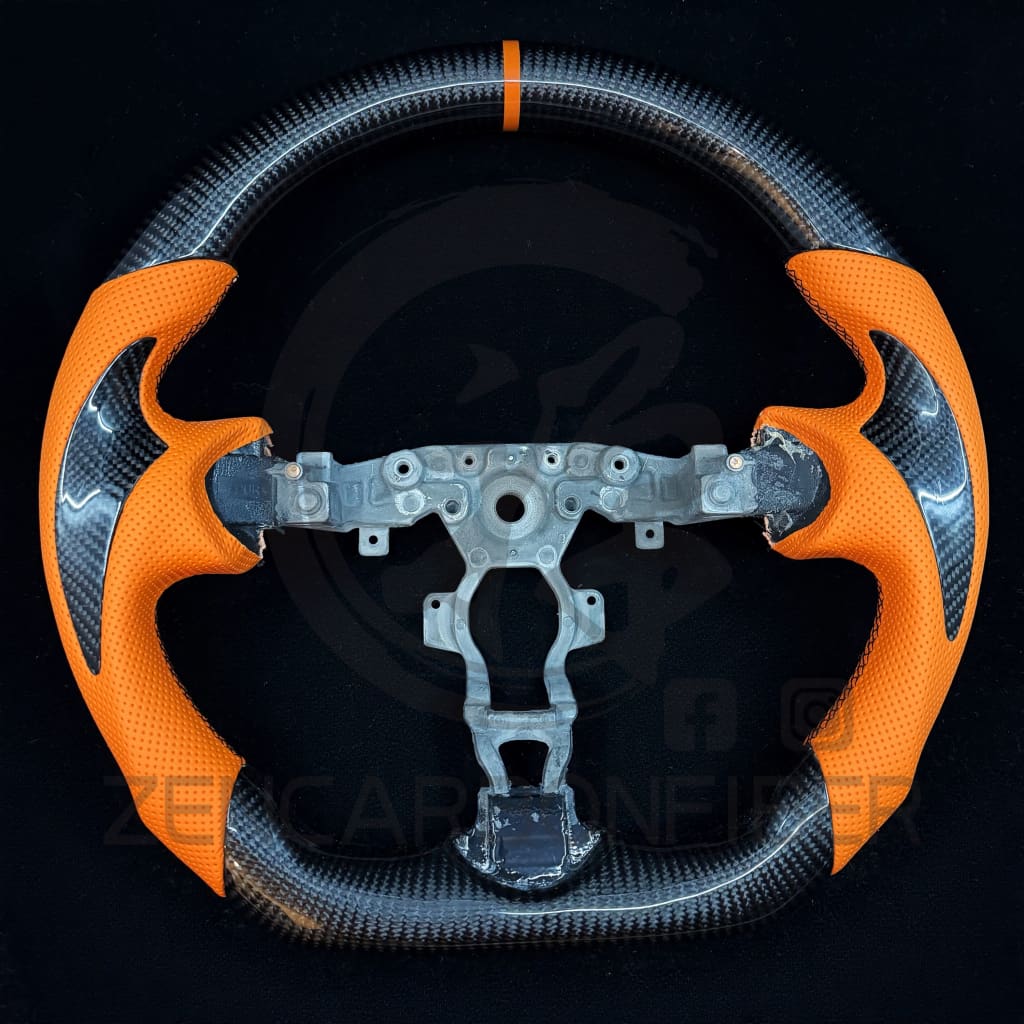 2009+ Nissan 370Z/Juke/09-14 Maxima Carbon Fiber Steering Wheel