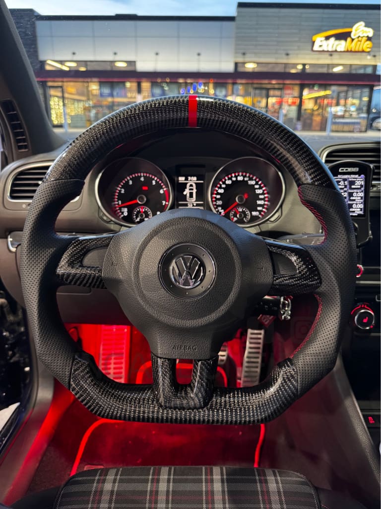 2010-2014 Volkswagen/VW MK6 Golf GTI/R/Jetta GLI Carbon Fiber Steering Wheel
