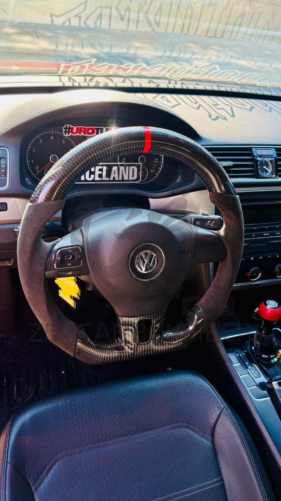 2010-2014 Volkswagen/VW MK6 Golf/Jetta/Passat Carbon Fiber Steering Wheel