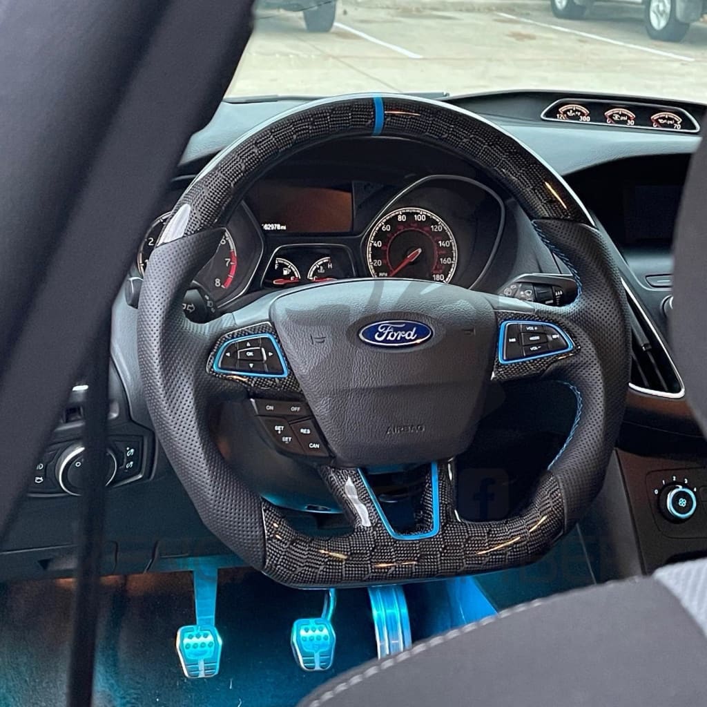 2015+ Ford Focus ST/RS Carbon Fiber Steering Wheel