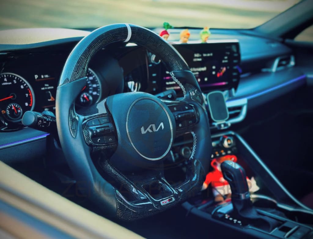 2021+ KIA K5 Carbon Fiber Steering Wheel