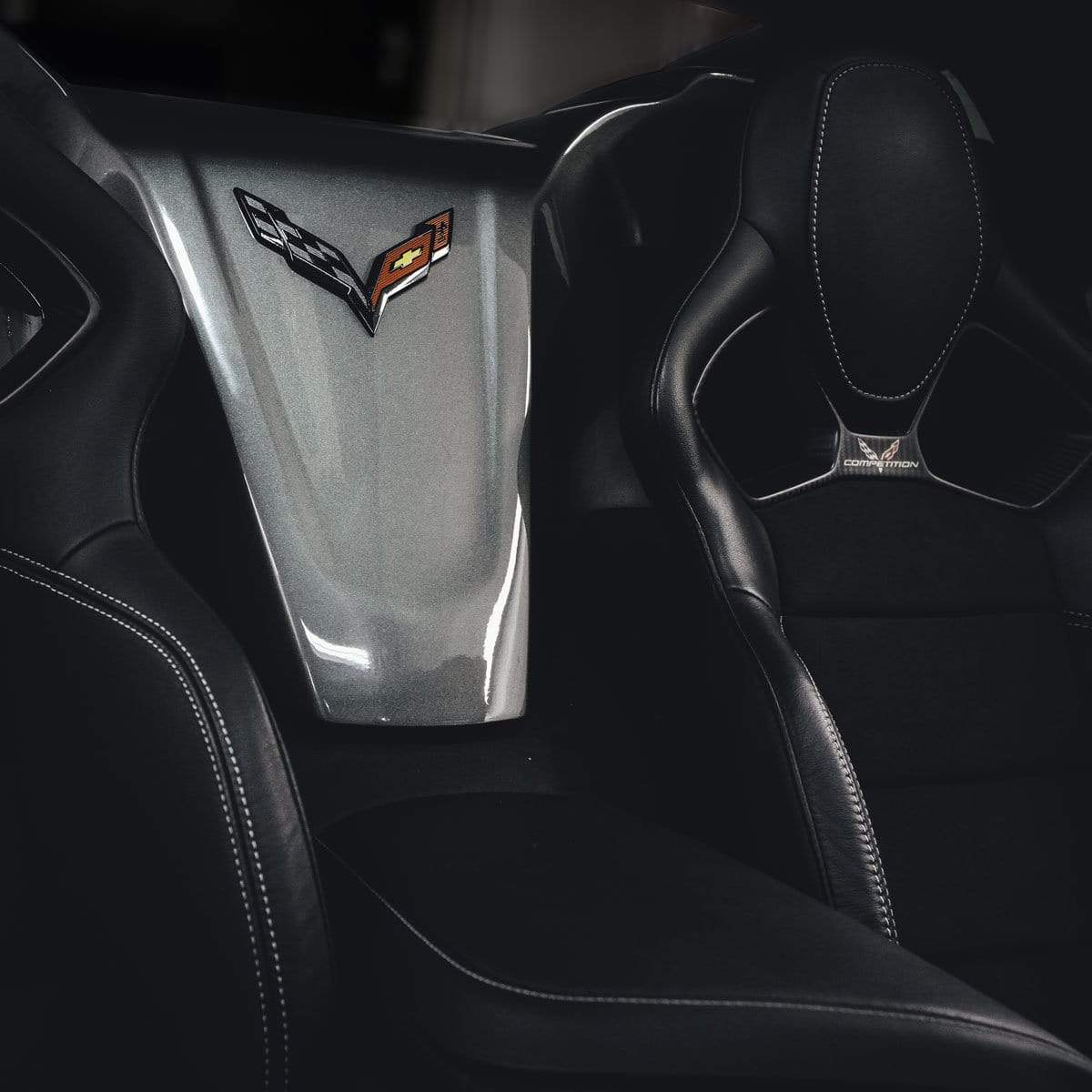 C7 Coupe Waterfall Compartment