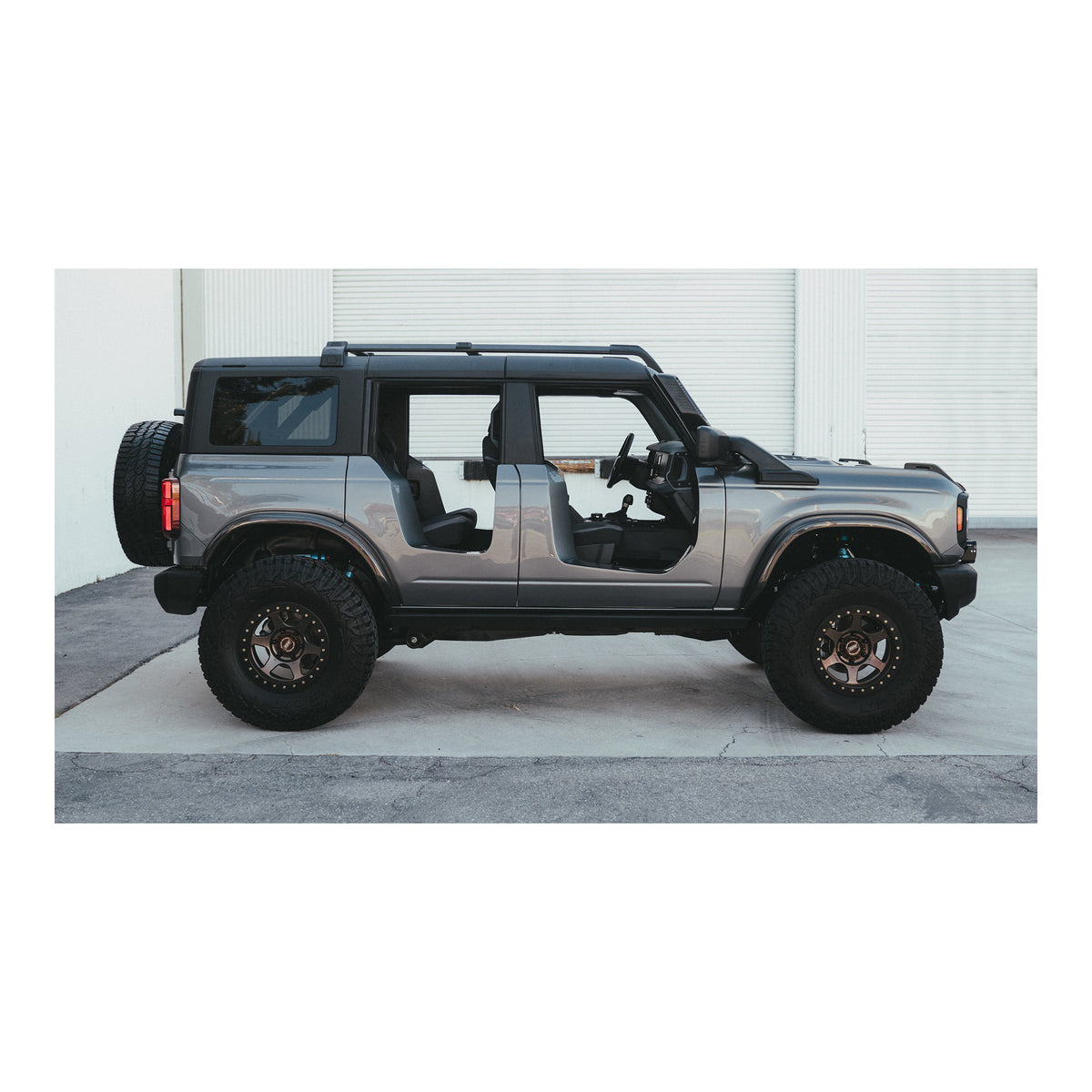 Fiberglass front Roadster doors for 2021-2026 Ford Bronco 4DR