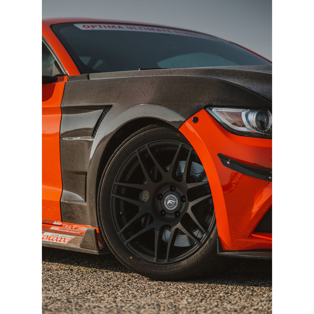 Type-AT carbon fiber front fenders for 2015-2017 Ford Mustang (0.4inch wider) (pair)