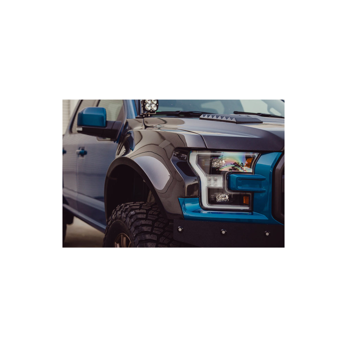 Carbon fiber wide fenders for 2017-2020 Ford Raptor (2" rise & 4" wider)