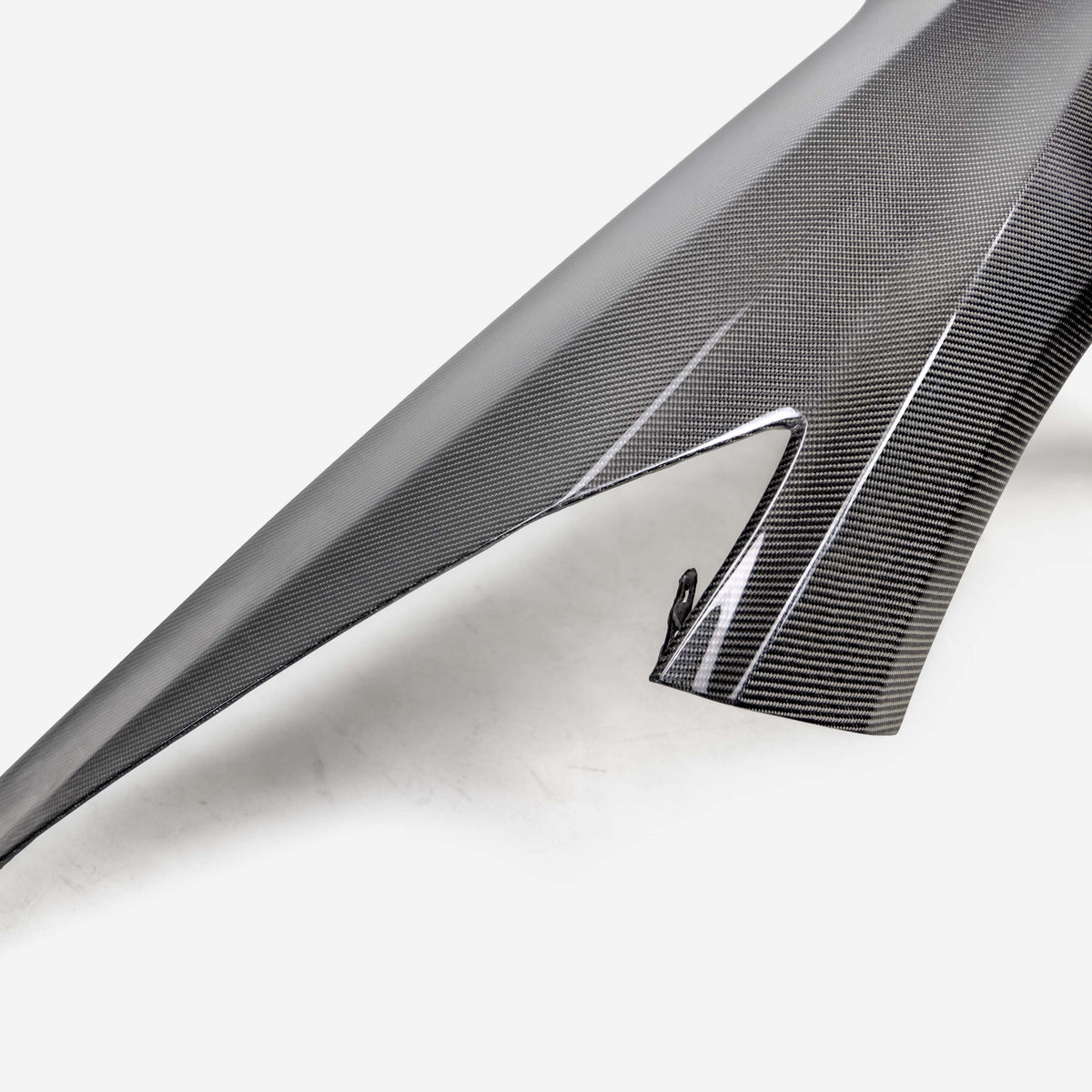 Carbon fiber fenders for 2023 Chevrolet C8 Z06