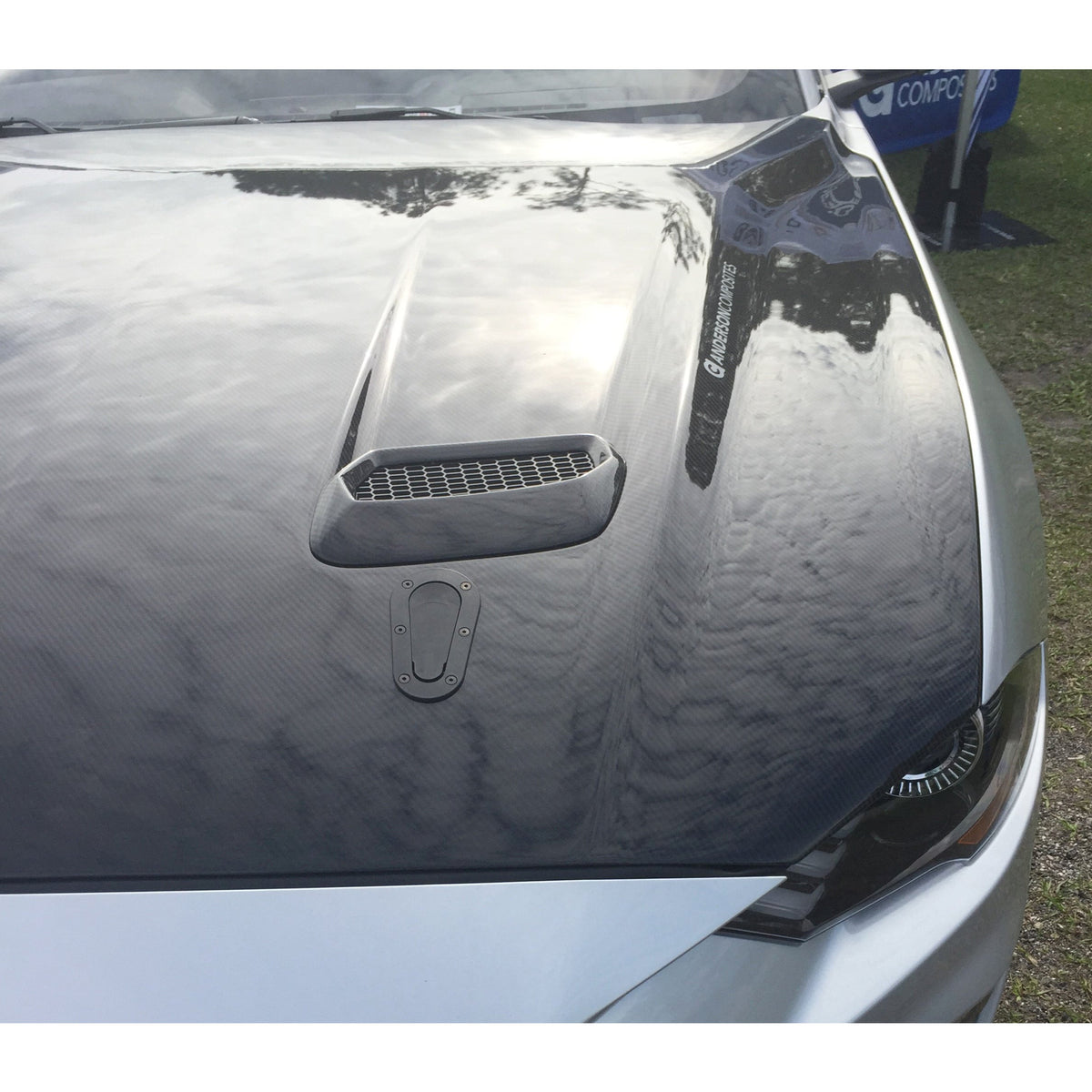 Type-OE double sided carbon fiber hood for 2018-2023 Ford Mustang