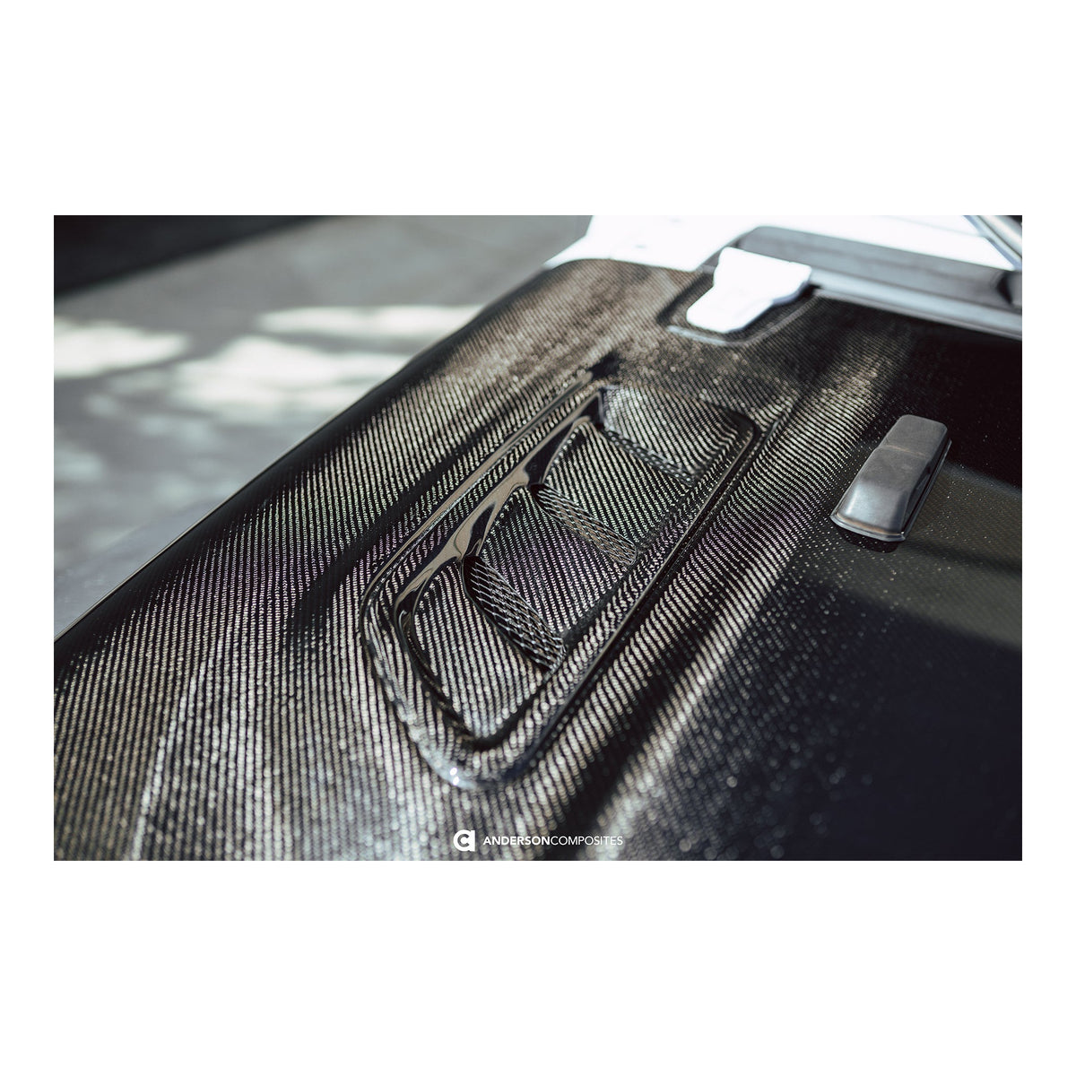 Type-OE carbon fiber hood for 2018-2024 Jeep Wrangler and Gladiator Rubicon
