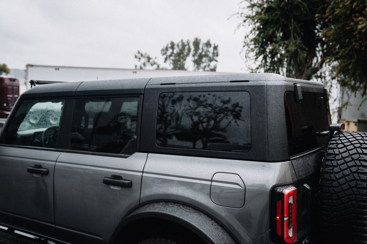 Fiberglass w black textured coating Hardtop for 2021-2026 Ford Bronco 4DR