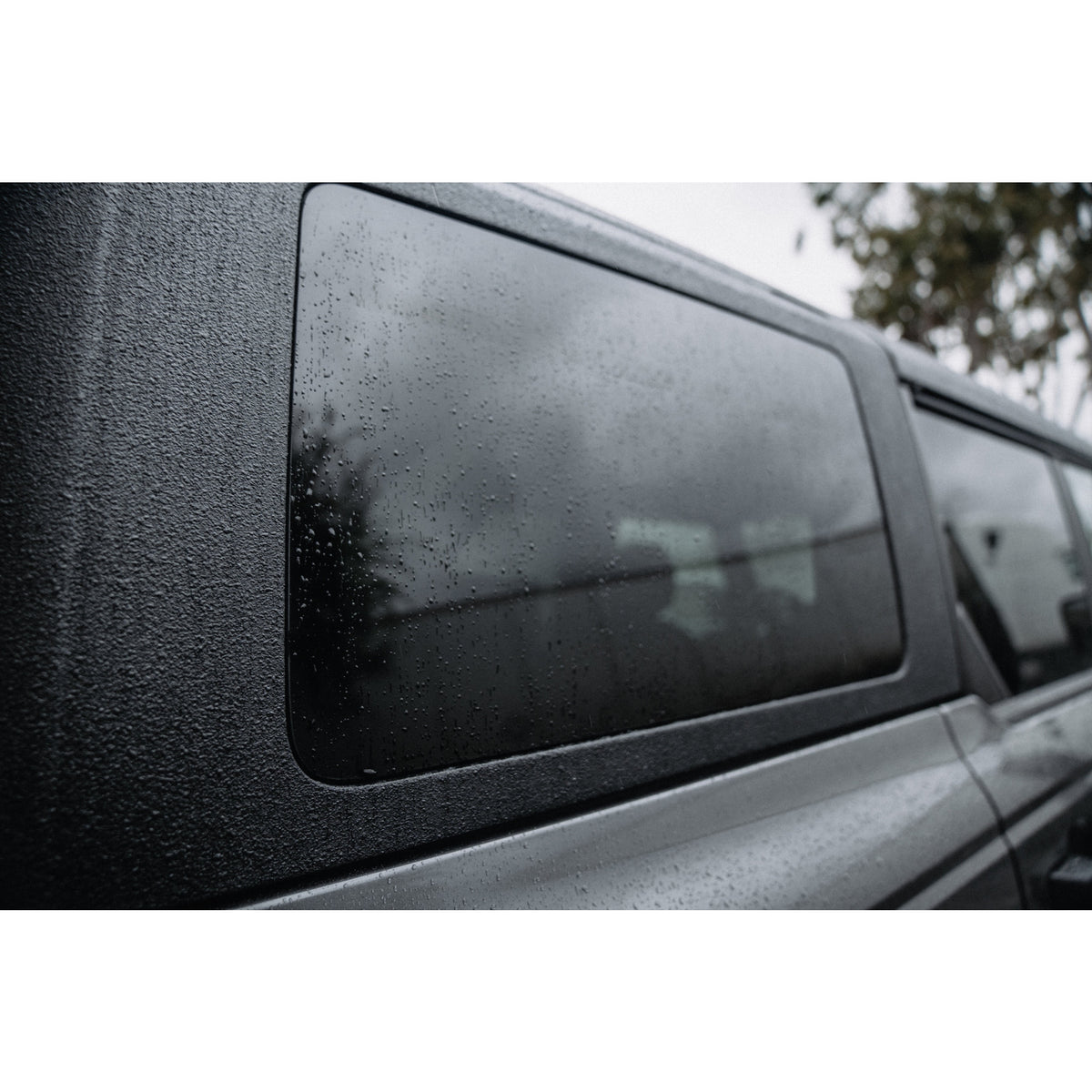 Fiberglass w black textured coating Hardtop for 2021-2026 Ford Bronco 4DR