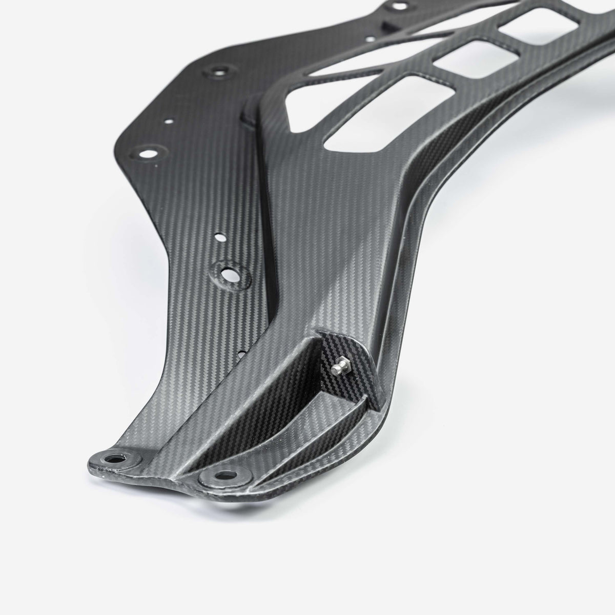Carbon fiber strut brace for 2020-2022 Ford Mustang Shelby GT500