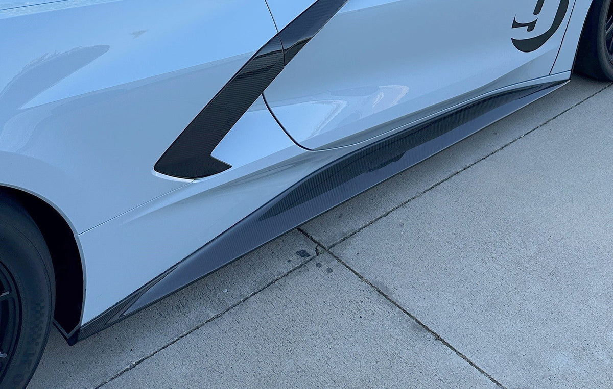 Type-MB carbon fiber rocker panels for 2020-2024 Chevrolet C8