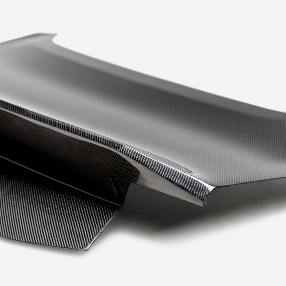 Type-SA double sided carbon fiber 1-piece decklid with integrated spoiler for 2024-2026 Ford Mustang