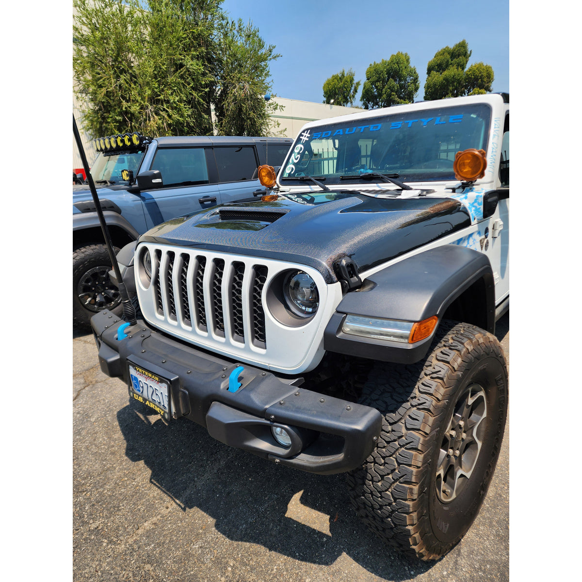 Style-MO carbon fiber hood for 2018-2026 Jeep Wrangler and Gladiator