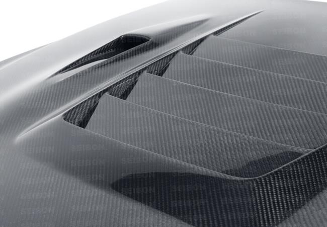 Seibon 09-12 Nissan GTR R35 DS-Style Carbon Fiber Hood