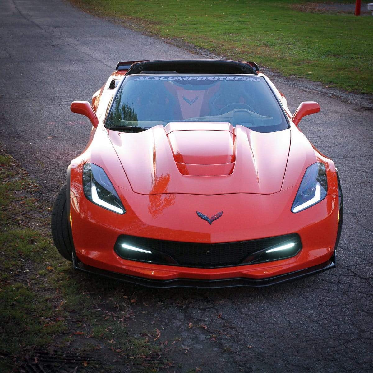 C7 Coupe Waterfall Compartment