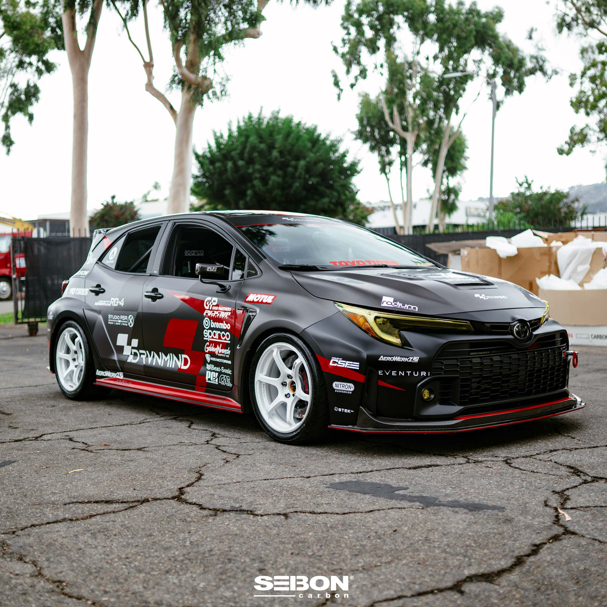 OEM-style dry carbon Fiber fenders for 2023-2026 Toyota GR Corolla - Gloss