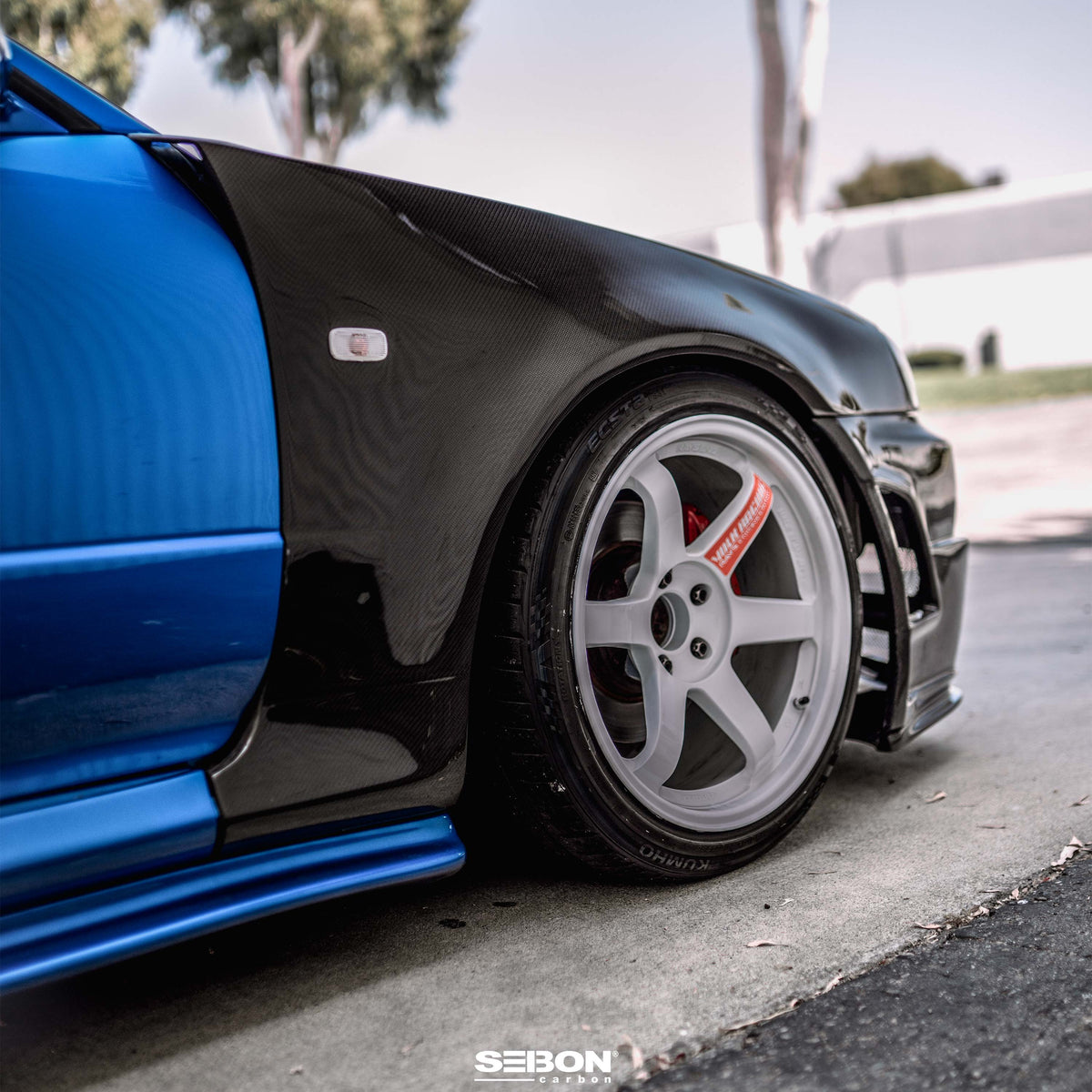 NSM-Style Carbon Fiber fenders for 1999-2002 Nissan Skyline R34 GT-R