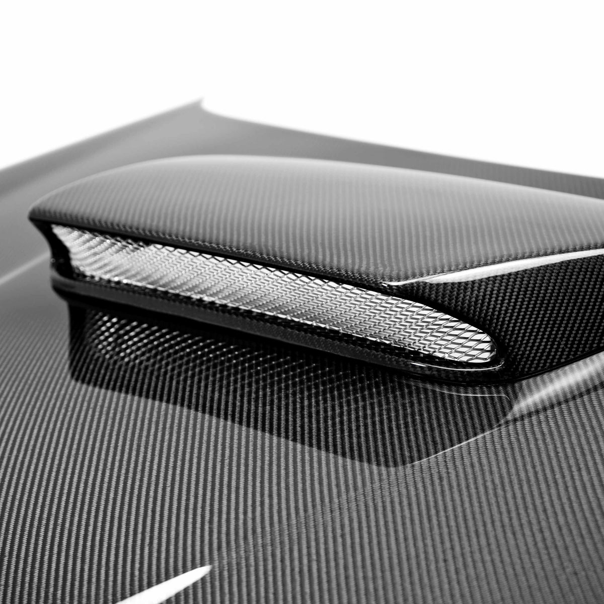 OEM-Style Carbon Fiber hood for 2006-2007 Subaru Impreza/WRX / STi