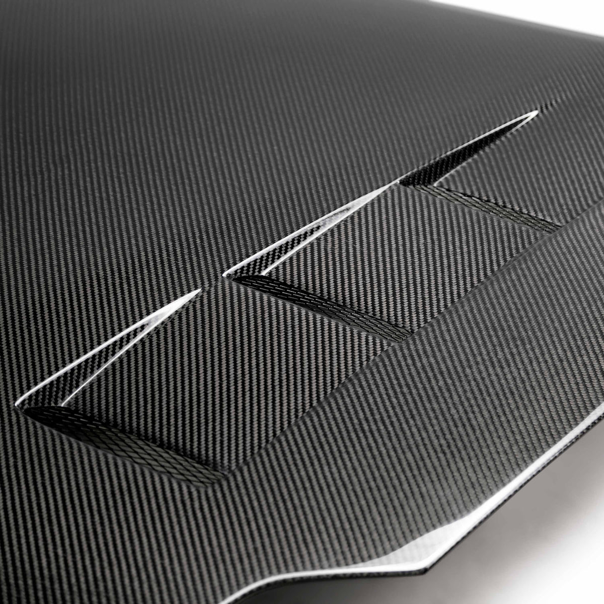 TS-Style Carbon Fiber hood for 2007-2008 Nissan 350Z (also fits 2003-2006 models)