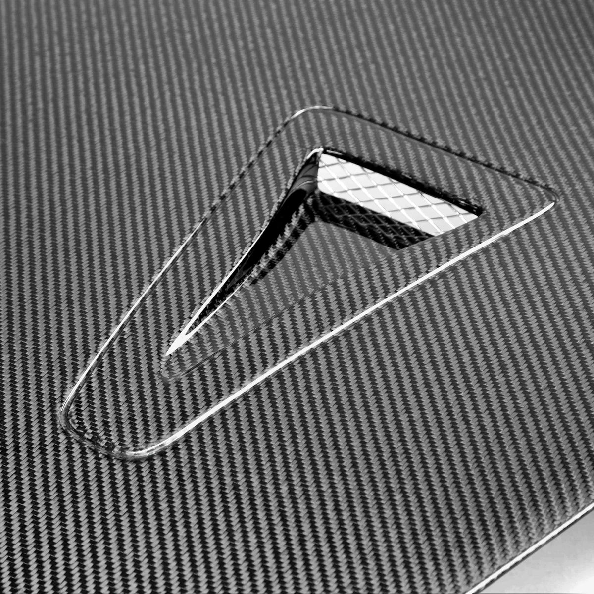 GTR-Style Carbon Fiber hood for 2011-2017 Nissan Juke
