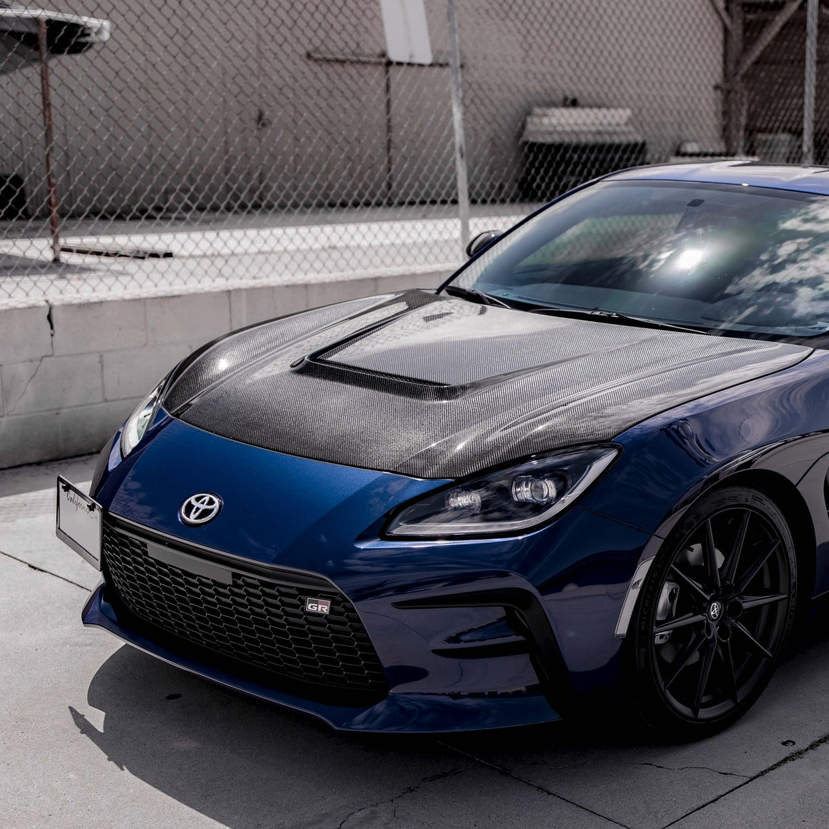 VS-Style Carbon Fiber hood for 2022-2026 Toyota GR86/ Subaru BRZ