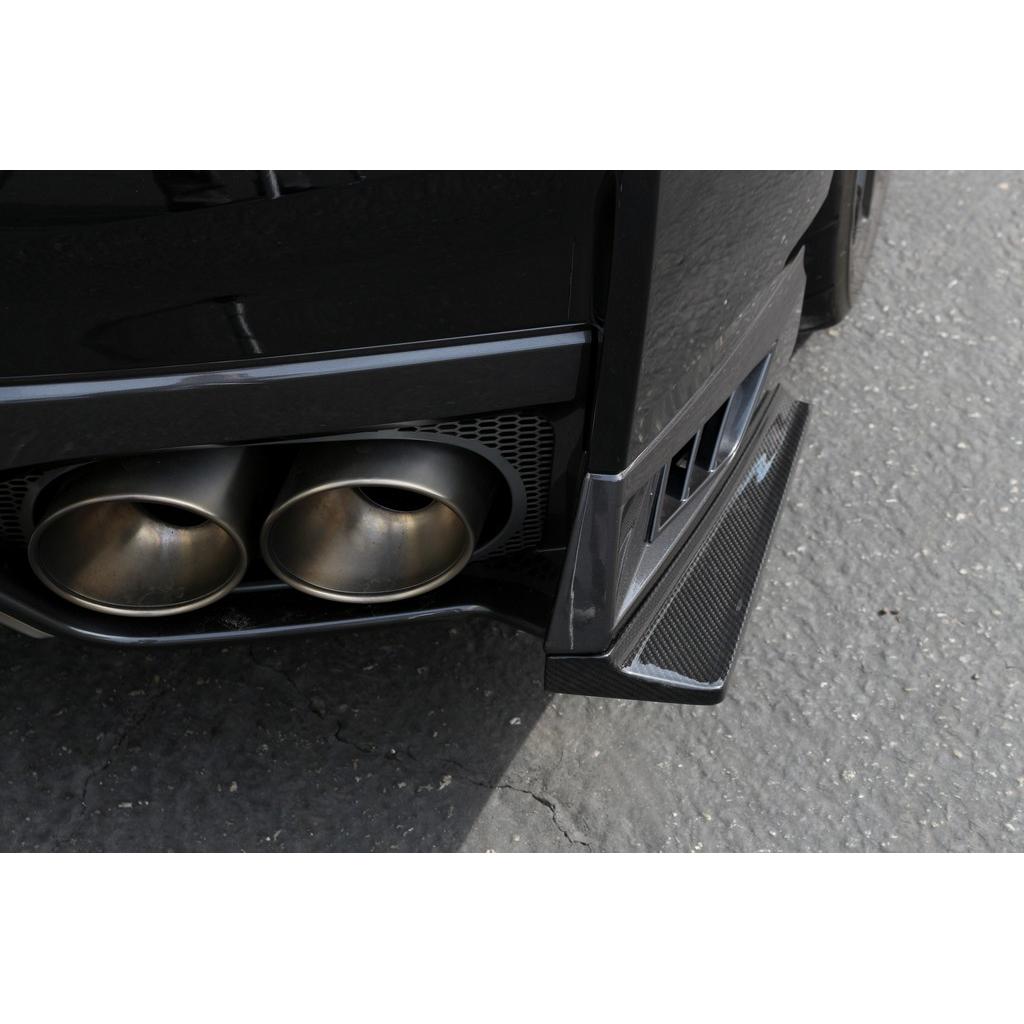 Nissan GTR-R35 2017-2022- Carbon Fiber  Rear Bumper Skirts