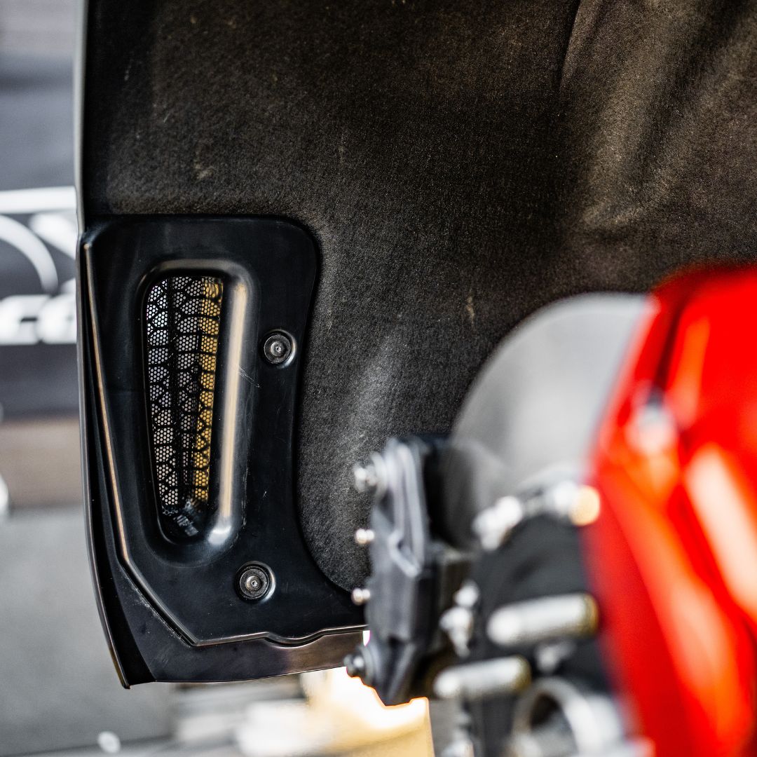 C8 ZR1 Z06 GS E-Ray Rock Guards