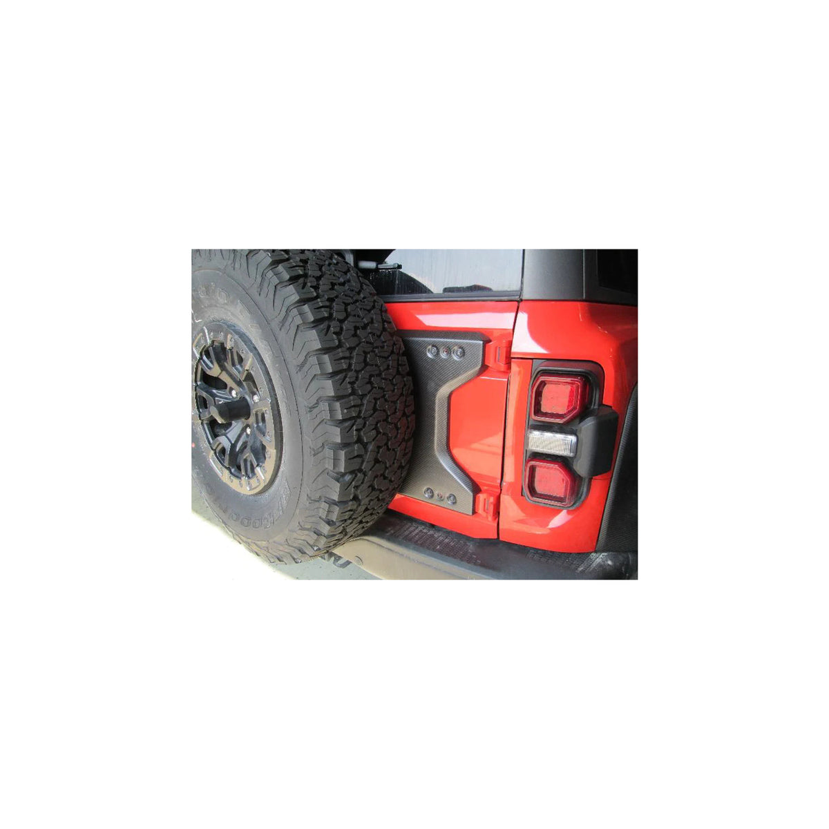 2022-24 Bronco Raptor Carbon Fiber Tailgate Applique - Matte