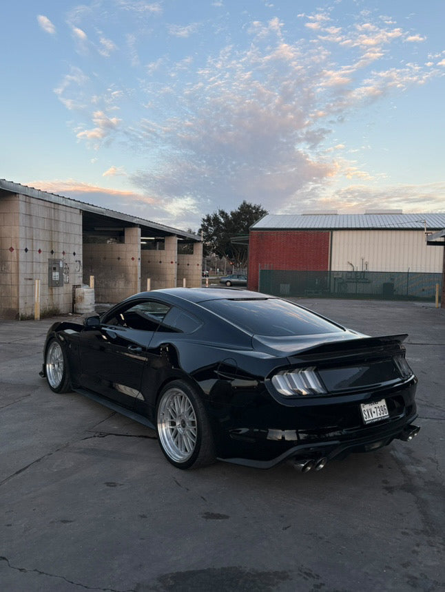 2015 - 2023 Mustang Carbon Fiber DuckTail Trunk