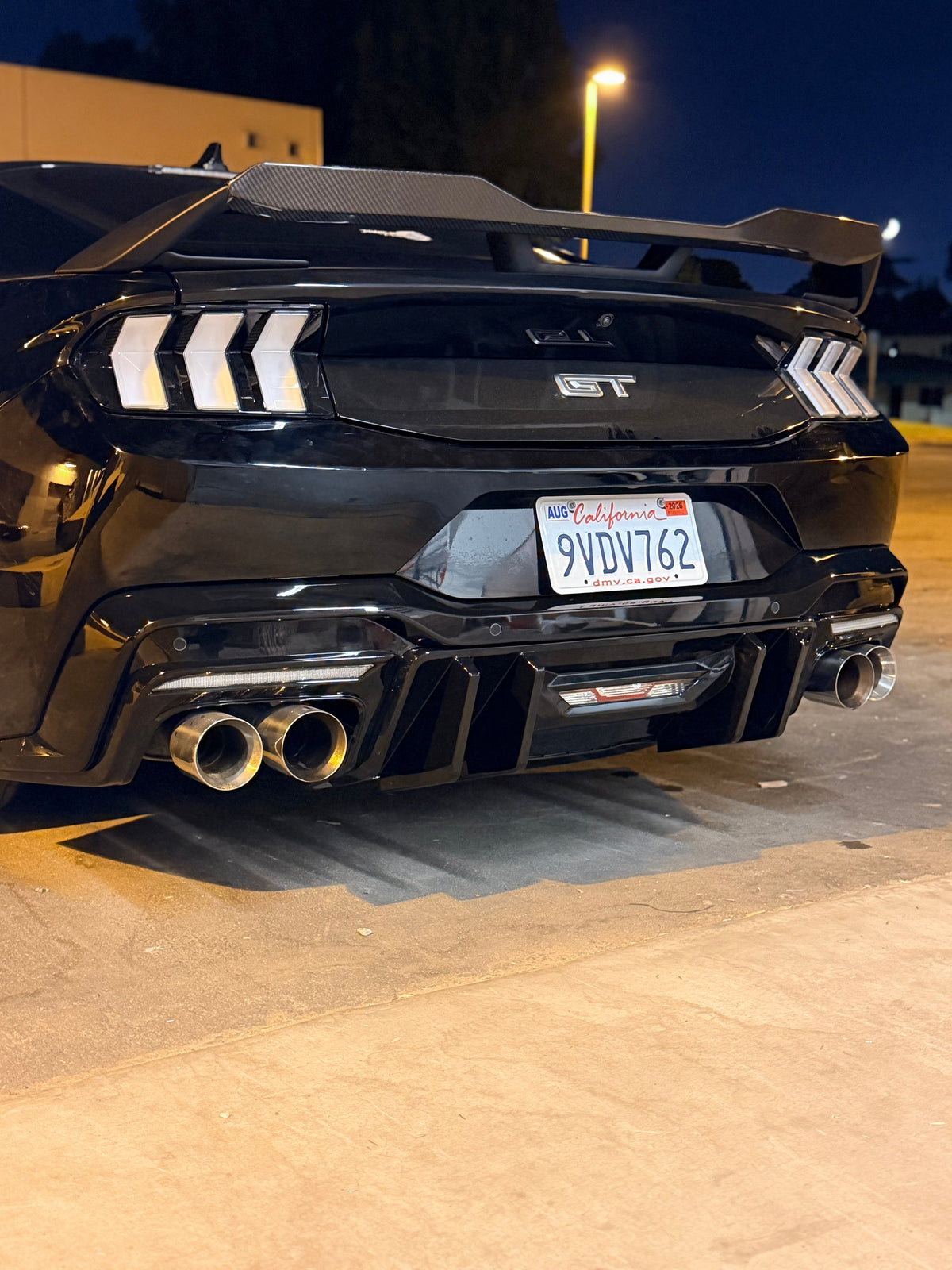 2024+ Mustang V2 Gloss Black Diffuser