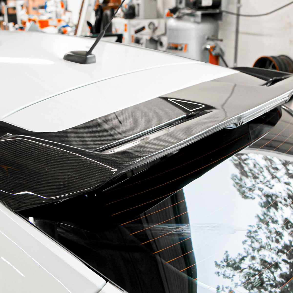 OEM-Style Carbon Fiber rear spoiler for 2012-2014 Ford Focus