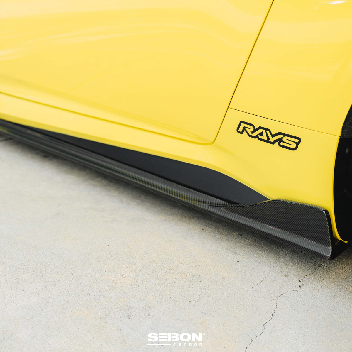 MB-Style Carbon Fiber side skirts for 2023-2026 Nissan Z