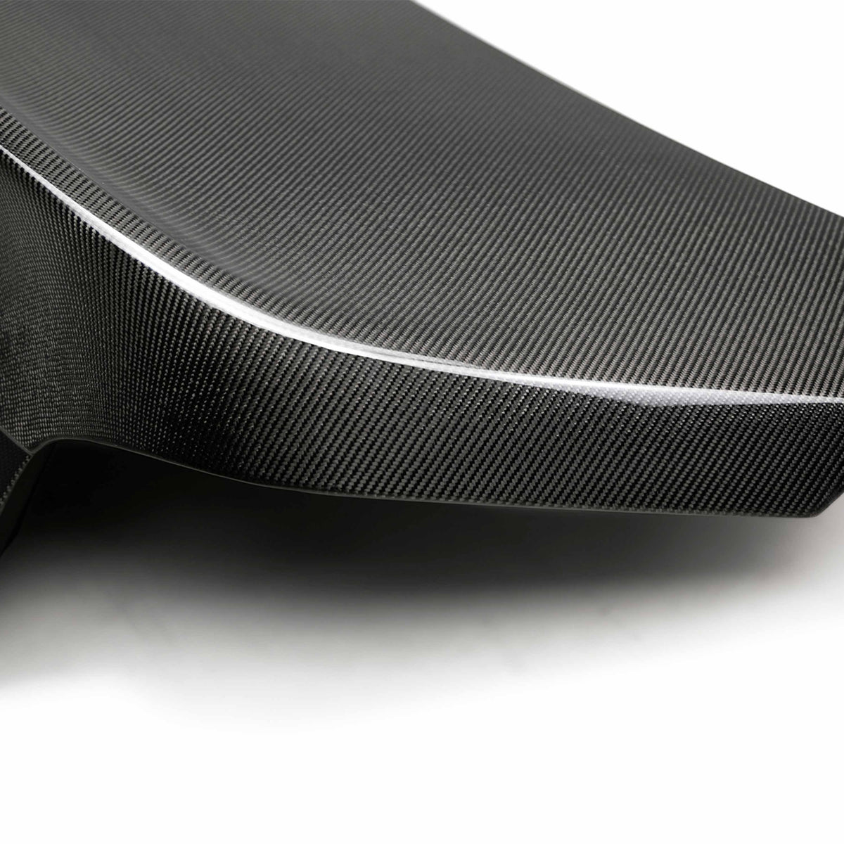 CSL-Style Carbon Fiber trunk lid for 2004-2010 BMW E60 (U.S. Plates)