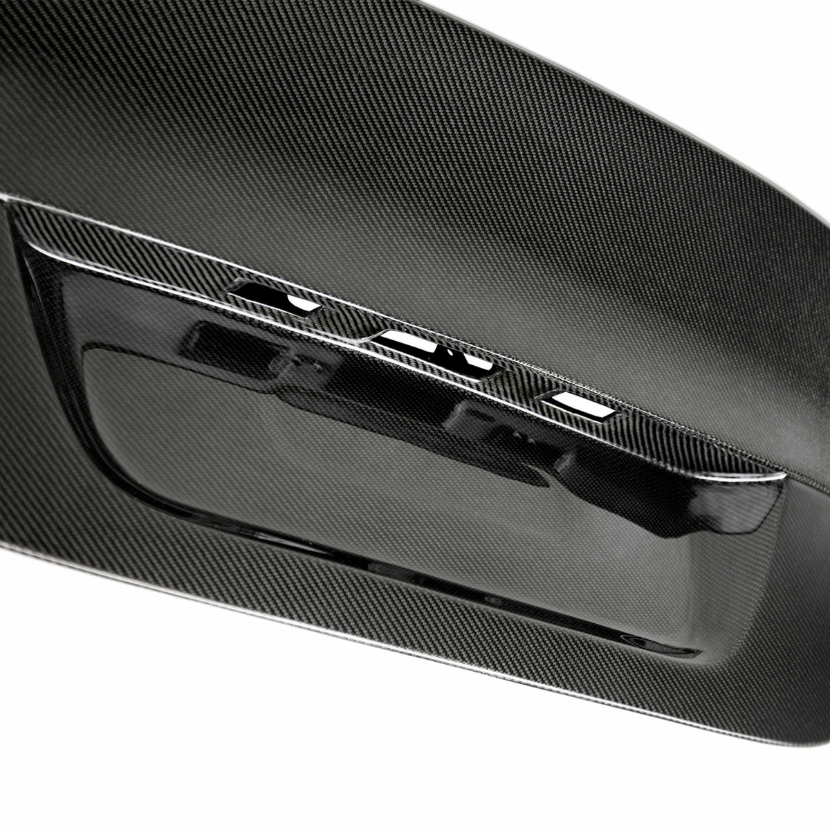 CSL-Style Carbon Fiber trunk lid for 2004-2010 BMW E60 (U.S. Plates)