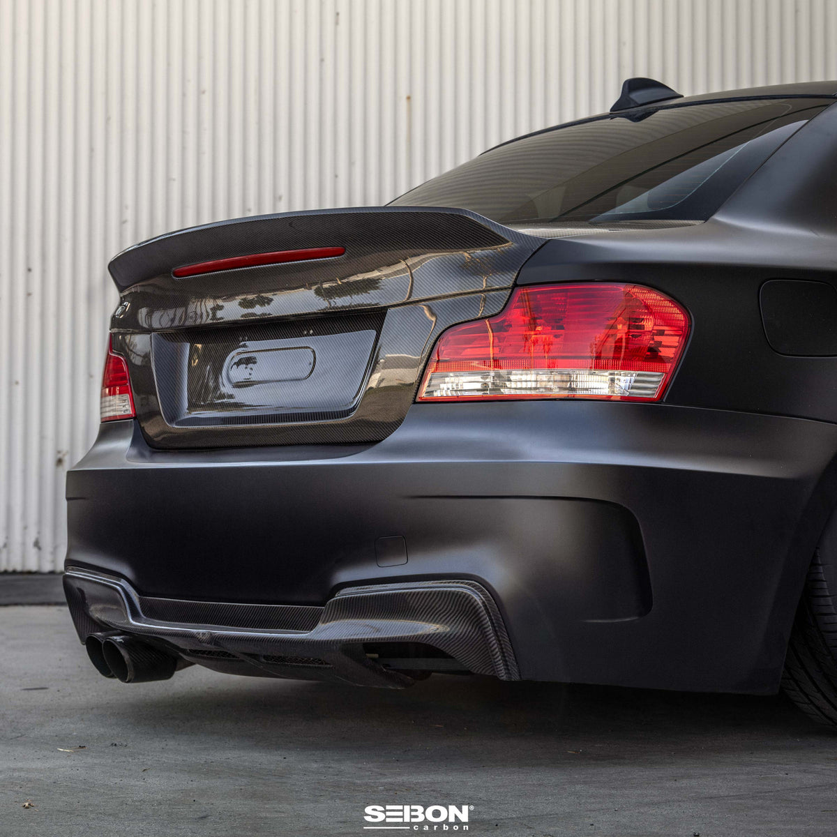 CSL-Style Carbon Fiber Trunk Lid for 2008-2013 BMW E82 1 Series / 1M Coupe