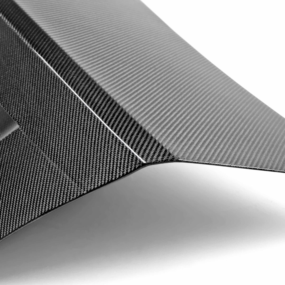 Carbon fiber trunk lid for 2012-2015 Mercedes Benz C-class and C63 (W204), coupe Coupe